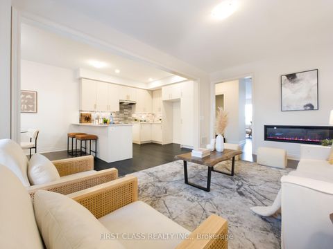 Photo 14 at 21 Albert Newell Drive, Cornell, Markham