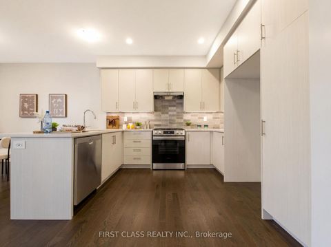 Photo 15 at 21 Albert Newell Drive, Cornell, Markham