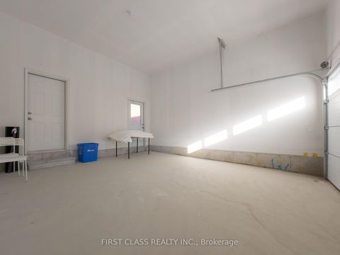 Photo 32 at 21 Albert Newell Drive, Cornell, Markham