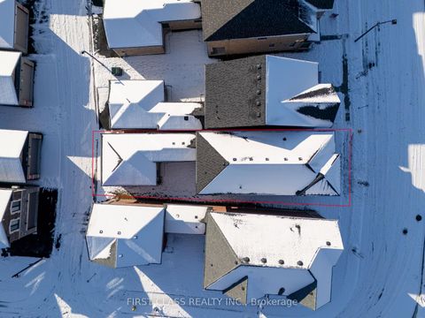 Photo 35 at 21 Albert Newell Drive, Cornell, Markham