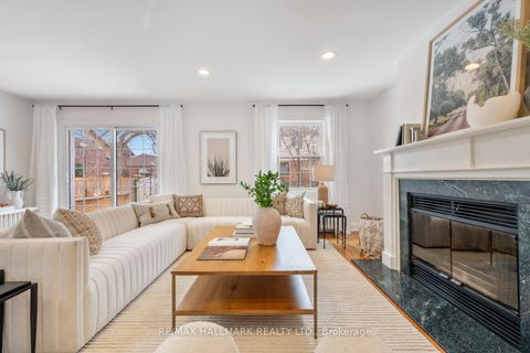 Photo 2 at 42 Hunt Club Drive, Cliffside, Toronto