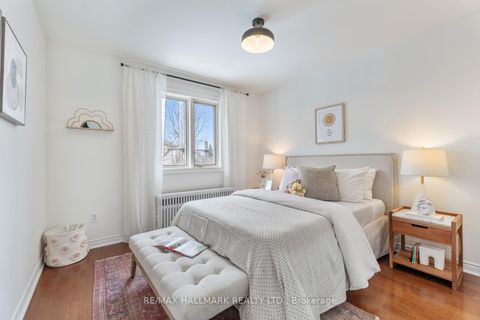 Photo 25 at 42 Hunt Club Drive, Cliffside, Toronto