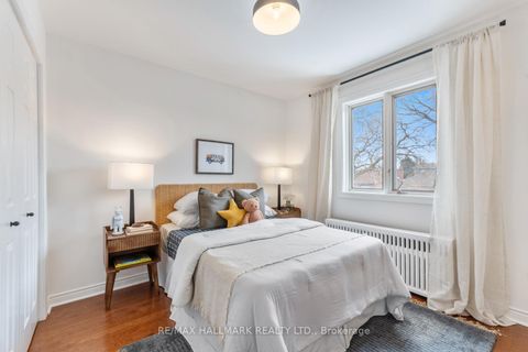 Photo 27 at 42 Hunt Club Drive, Cliffside, Toronto