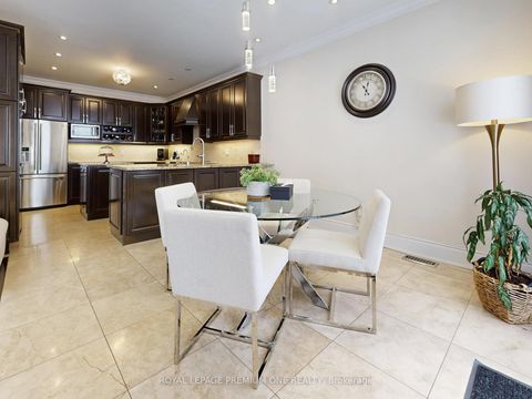 Photo 15 at 74 Foresta Drive, Vellore Village, Vaughan