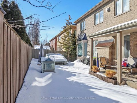 Photo 37 at 74 Foresta Drive, Vellore Village, Vaughan