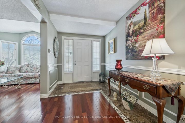 Photo 3 at 2020 Peak Place, RO River Oaks, Oakville