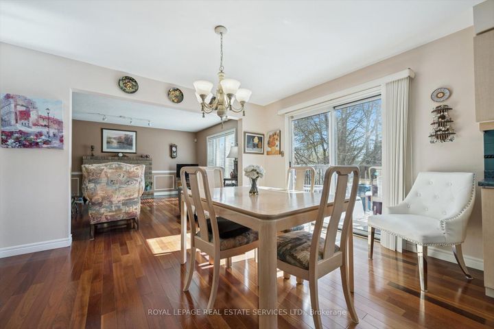 Photo 11 at 2020 Peak Place, RO River Oaks, Oakville