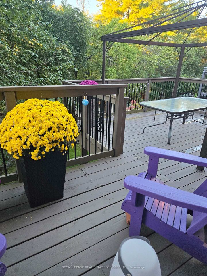 Photo 13 at 2020 Peak Place, RO River Oaks, Oakville