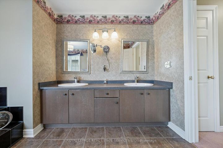 Photo 26 at 2020 Peak Place, RO River Oaks, Oakville