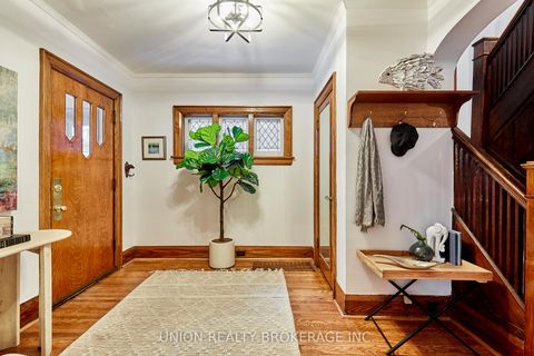 Photo 3 at 345 Kingswood Road, The Beaches, Toronto