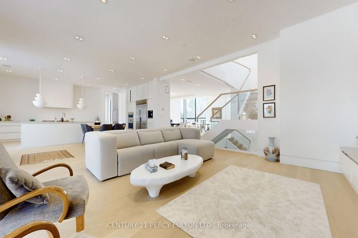 Photo 17 at 128 Anndale Drive, Willowdale East, Toronto