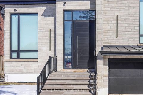 Photo 3 at 128 Anndale Drive, Willowdale East, Toronto