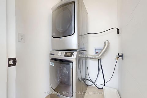 Photo 41 at 128 Anndale Drive, Willowdale East, Toronto