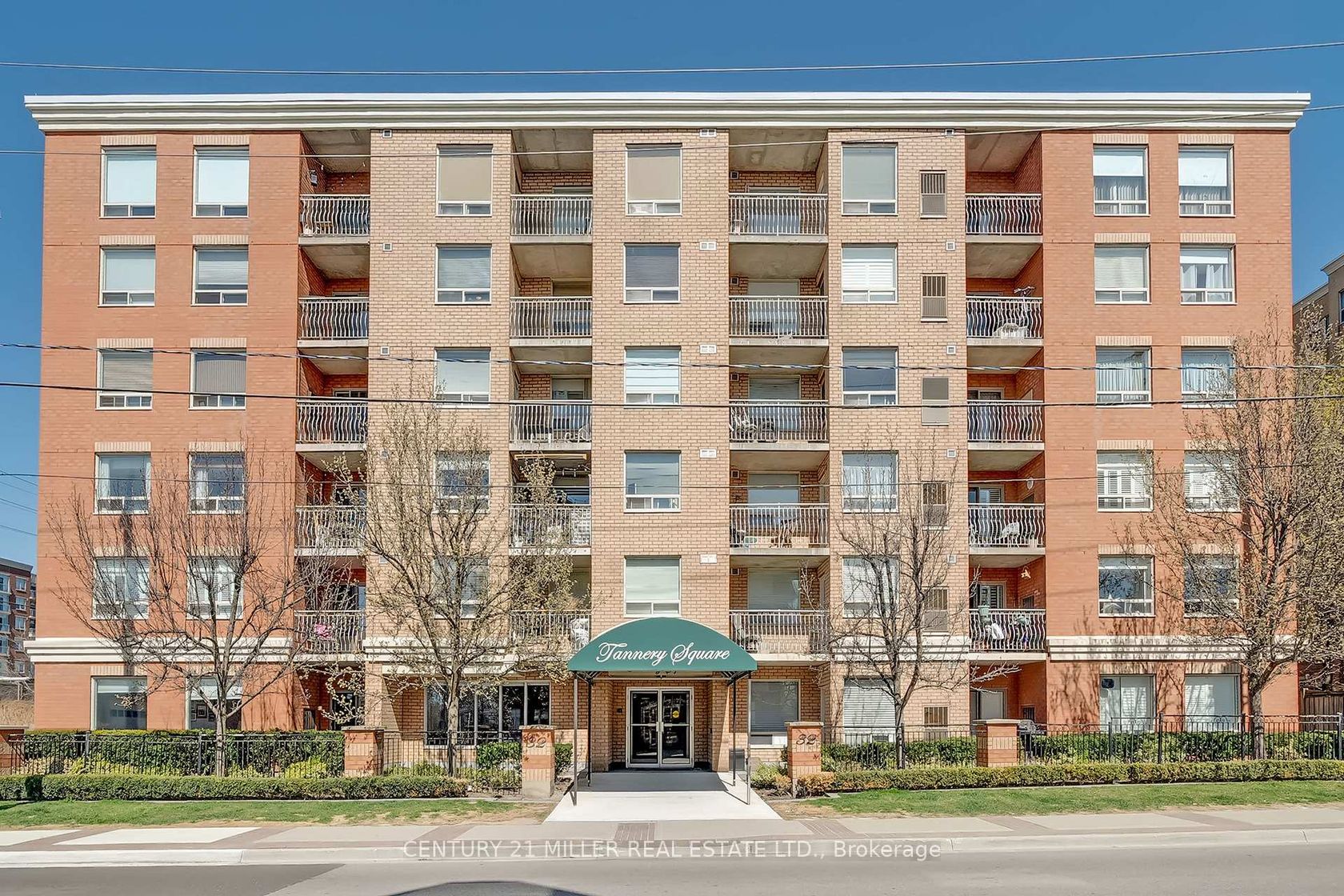 608 - 32 Tannery Street, Streetsville, Mississauga 