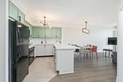 Photo 8 at 613 - 245 Davisville Avenue, Mount Pleasant West, Toronto