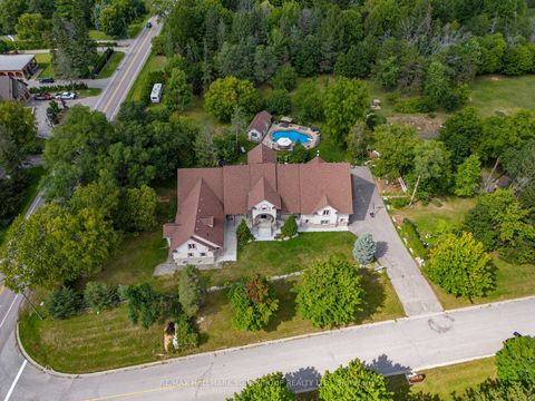 Photo 1 at 2 Kingswood Drive, King City, King