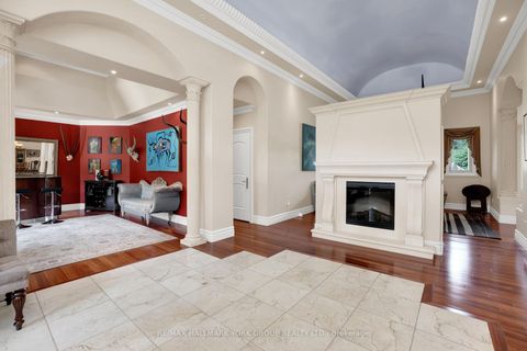 Photo 9 at 2 Kingswood Drive, King City, King