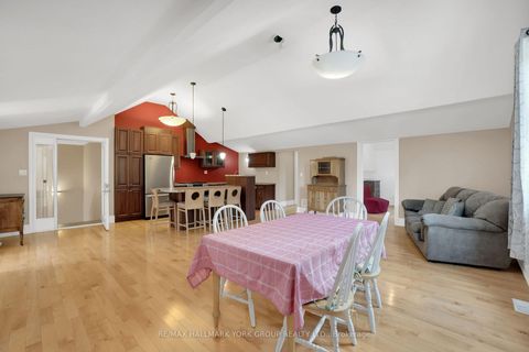 Photo 35 at 2 Kingswood Drive, King City, King