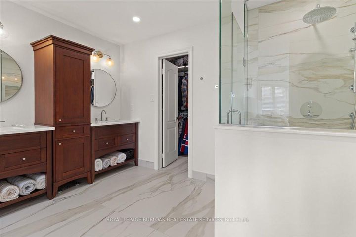 Photo 27 at 4263 Millcroft Park Drive, Rose, Burlington