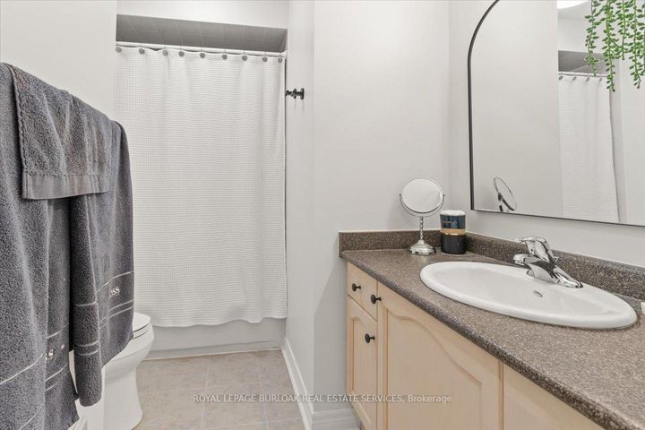 Photo 34 at 4263 Millcroft Park Drive, Rose, Burlington
