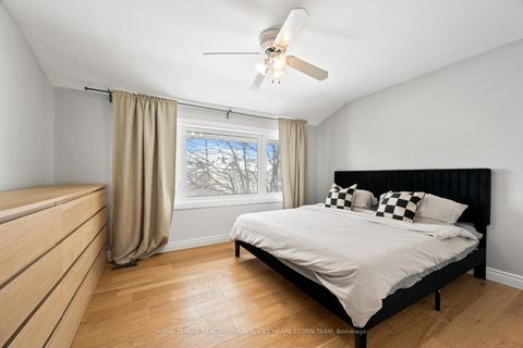 Photo 10 at 130 Barber Greene Road, Don Mills, Toronto