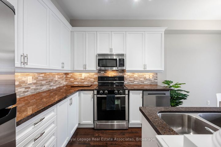 Photo 10 at 44 Sutcliff Lane, Georgetown, Halton Hills