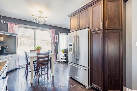 Photo 6 at 1816 Lamstone Street, Alcona, Innisfil
