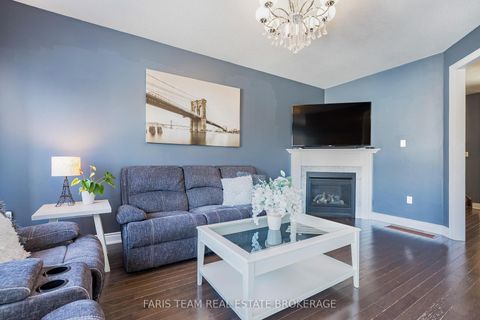 Photo 11 at 1816 Lamstone Street, Alcona, Innisfil