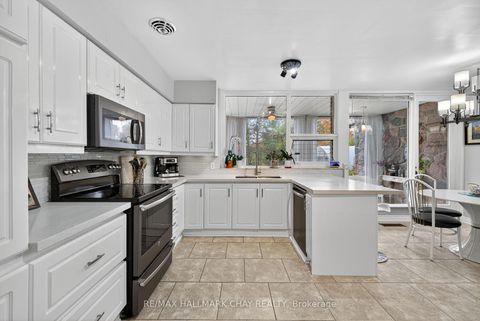 Photo 5 at 39 Highfield Crescent, Historic Lakeshore Communities, Georgina