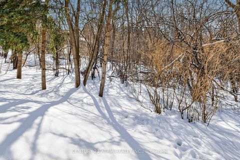 Photo 46 at 35 Anderson Place, Aurora Highlands, Aurora