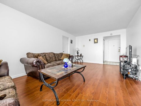 Photo 9 at 505 - 130 Neptune Drive, Lawrence, Toronto