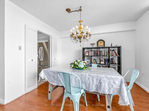 Photo 14 at 505 - 130 Neptune Drive, Lawrence, Toronto