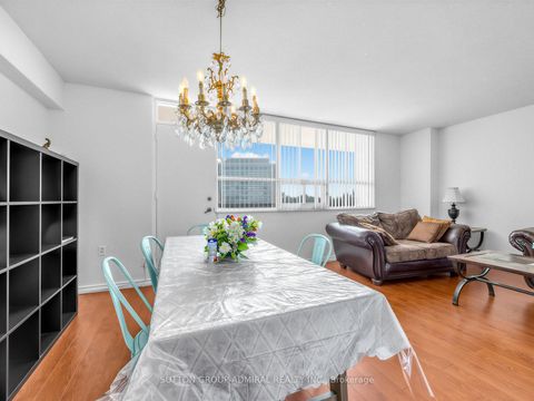 Photo 16 at 505 - 130 Neptune Drive, Lawrence, Toronto