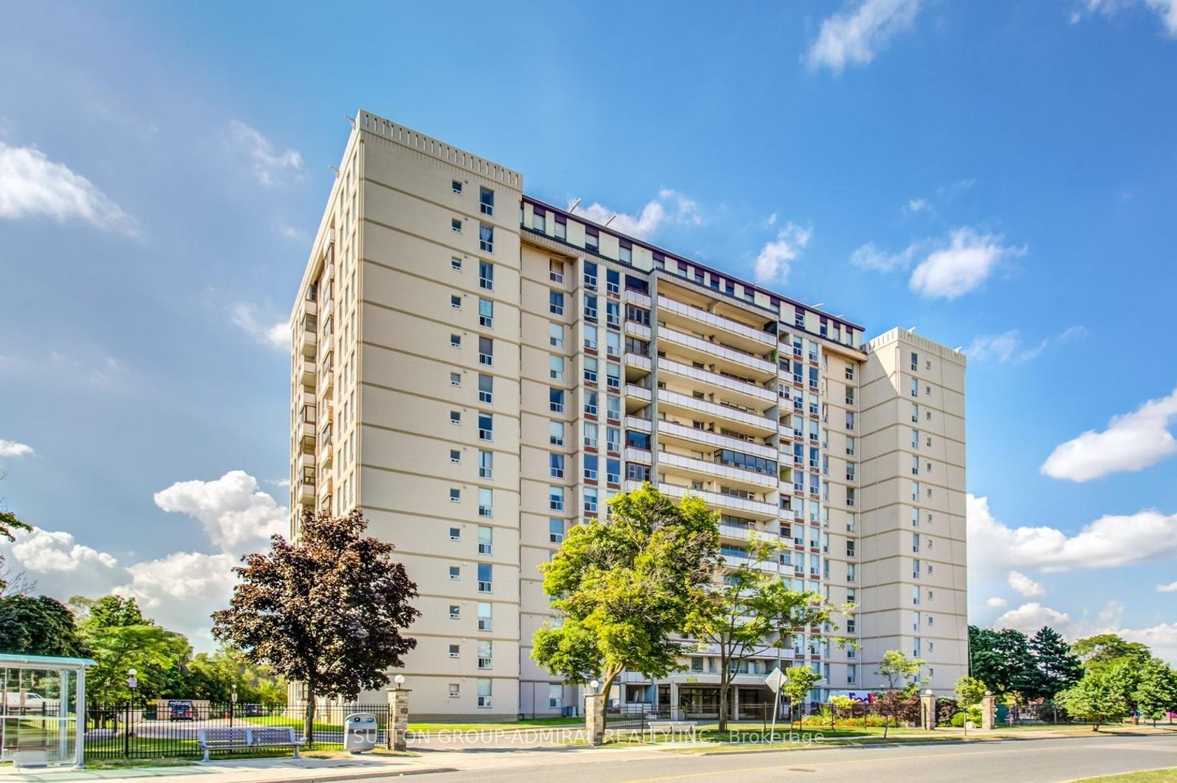 505 - 130 Neptune Drive, Lawrence, Toronto 