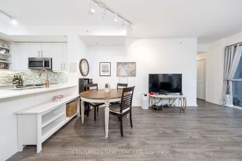 Photo 7 at 409 - 55 Oneida Crescent, Langstaff, Richmond Hill