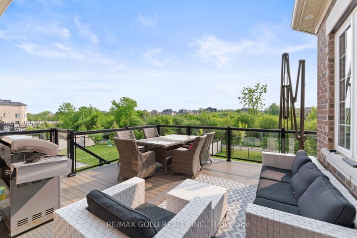 Photo 21 at 40 Autumn Olive Way, Toronto Gore Rural Estate, Brampton