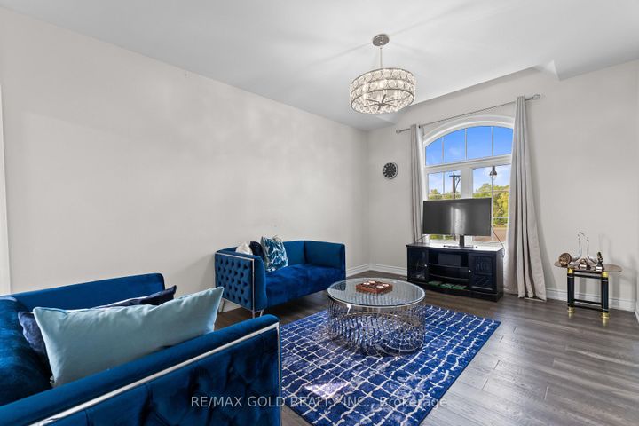 Photo 28 at 40 Autumn Olive Way, Toronto Gore Rural Estate, Brampton