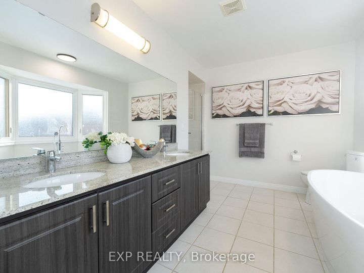 Photo 28 at 84 Lagani Avenue, Doncrest, Richmond Hill