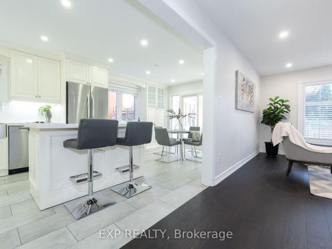 Photo 10 at 84 Lagani Avenue, Doncrest, Richmond Hill