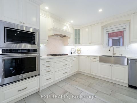 Photo 14 at 84 Lagani Avenue, Doncrest, Richmond Hill