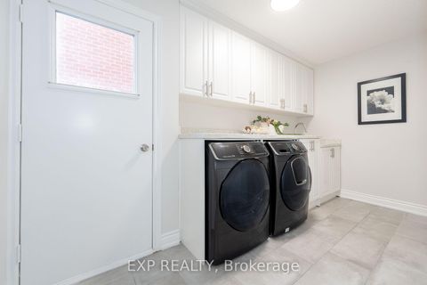 Photo 23 at 84 Lagani Avenue, Doncrest, Richmond Hill