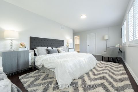 Photo 27 at 84 Lagani Avenue, Doncrest, Richmond Hill