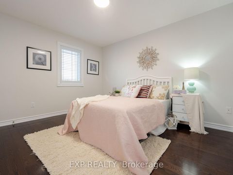 Photo 37 at 84 Lagani Avenue, Doncrest, Richmond Hill