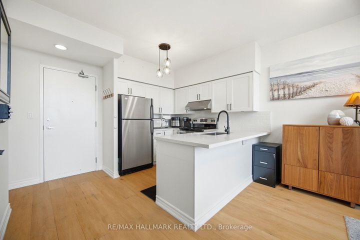 Photo 2 at 624 - 200 Manitoba Street, Mimico, Toronto