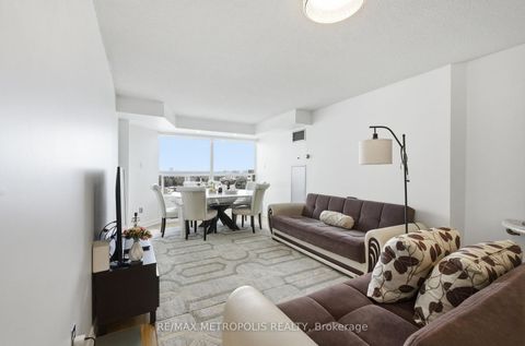 Photo 7 at 1501 - 11 Townsgate Drive, Yorkhill, Vaughan