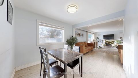 Photo 8 at 10 Arlene Crescent, Bendale, Toronto