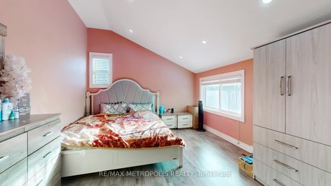 Photo 21 at 10 Arlene Crescent, Bendale, Toronto