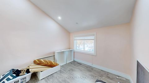 Photo 24 at 10 Arlene Crescent, Bendale, Toronto