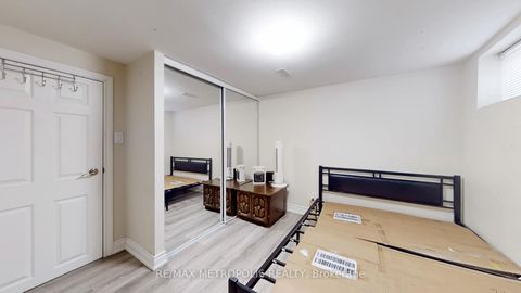 Photo 34 at 10 Arlene Crescent, Bendale, Toronto