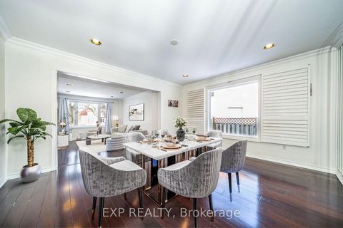 Photo 11 at 25 Pearl Gate Court, Doncrest, Richmond Hill